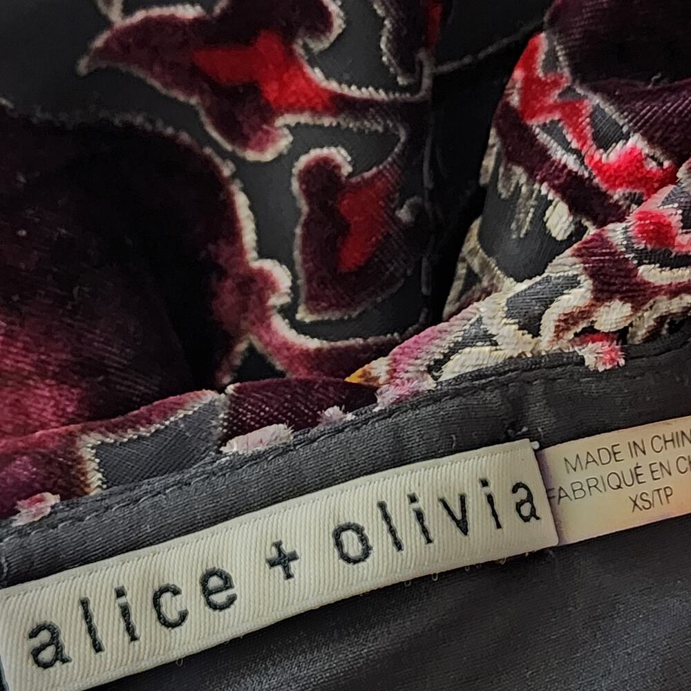 Alice + Olivia Silk Alecia Velour Brocade Damask Jacquard Blouse - Picture 4 of 9